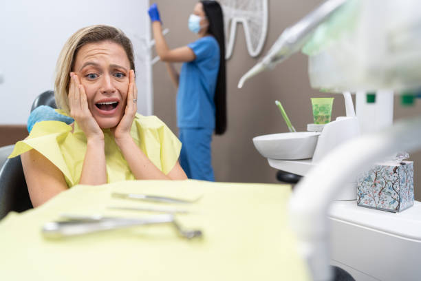 Best Cracked Tooth Emergency Dentist  in Charles City, IA